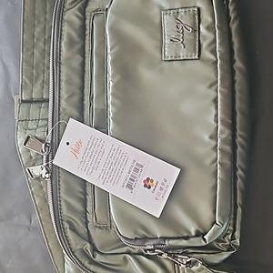 Lug Hitch Metallic Olive